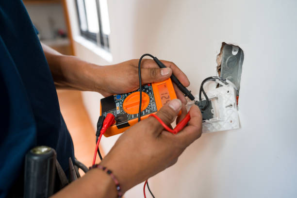 Best Electrician Near Me  in Decorah, IA
